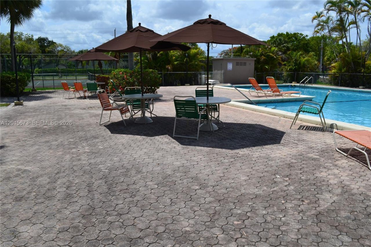 10855 SW 112th Ave , Unit 309, Miami, FL 33176 Photo