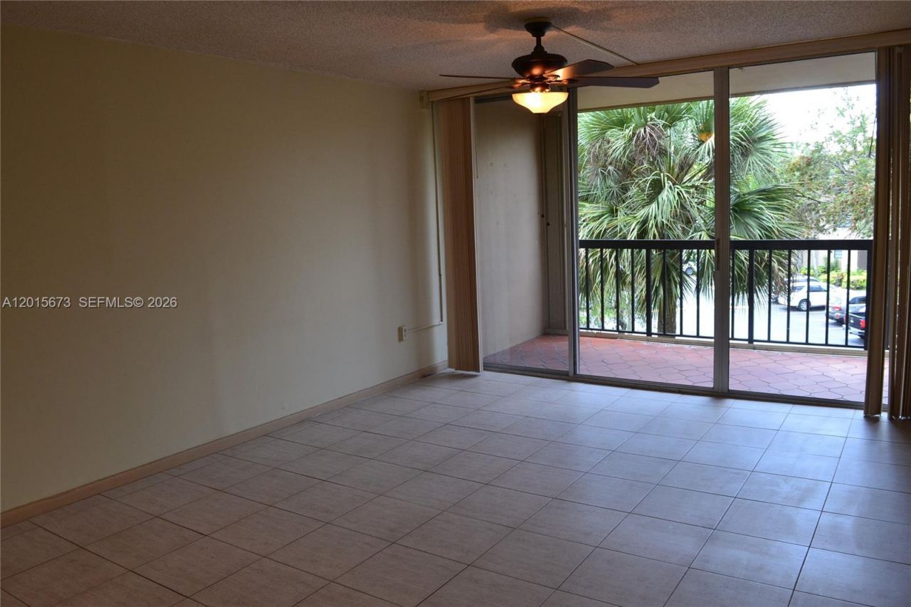 10855 SW 112th Ave , Unit 309, Miami, FL 33176 Photo