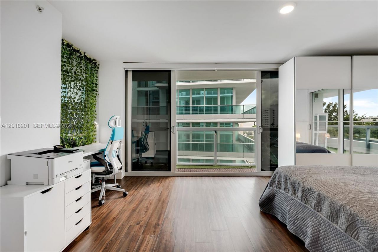 9261 E Bay Harbor Dr , Unit 607, Bay Harbor Islands, FL 33154 Photo
