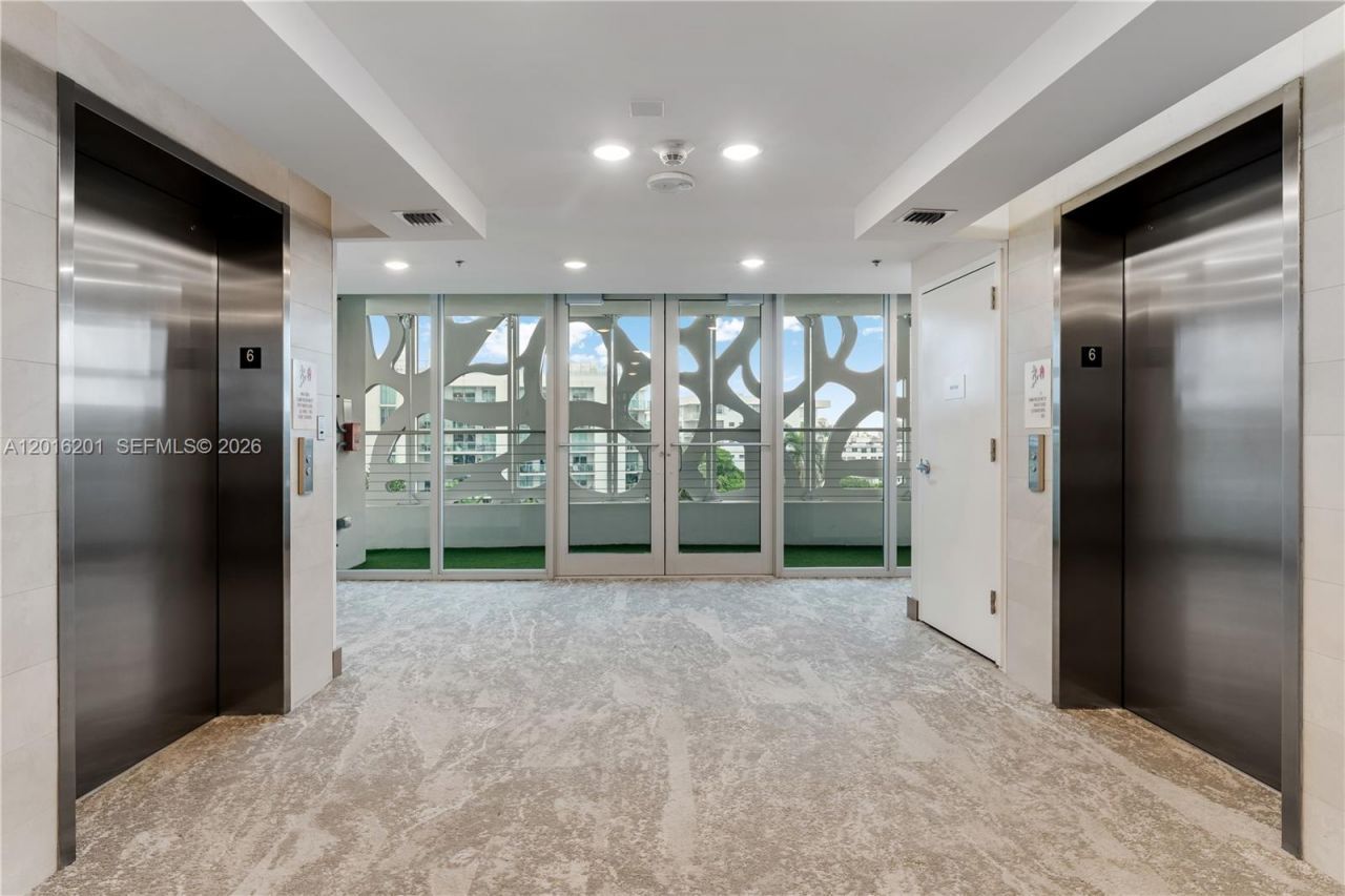 9261 E Bay Harbor Dr , Unit 607, Bay Harbor Islands, FL 33154 Photo