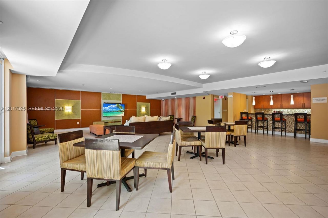 7350 SW 89th St, Unit 314S, Miami, FL 33156 Photo