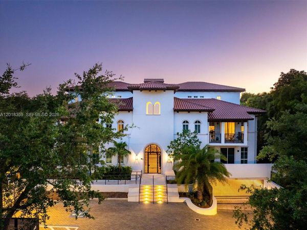 1228 Anastasia Ave , Unit 304, Coral Gables, FL 33134