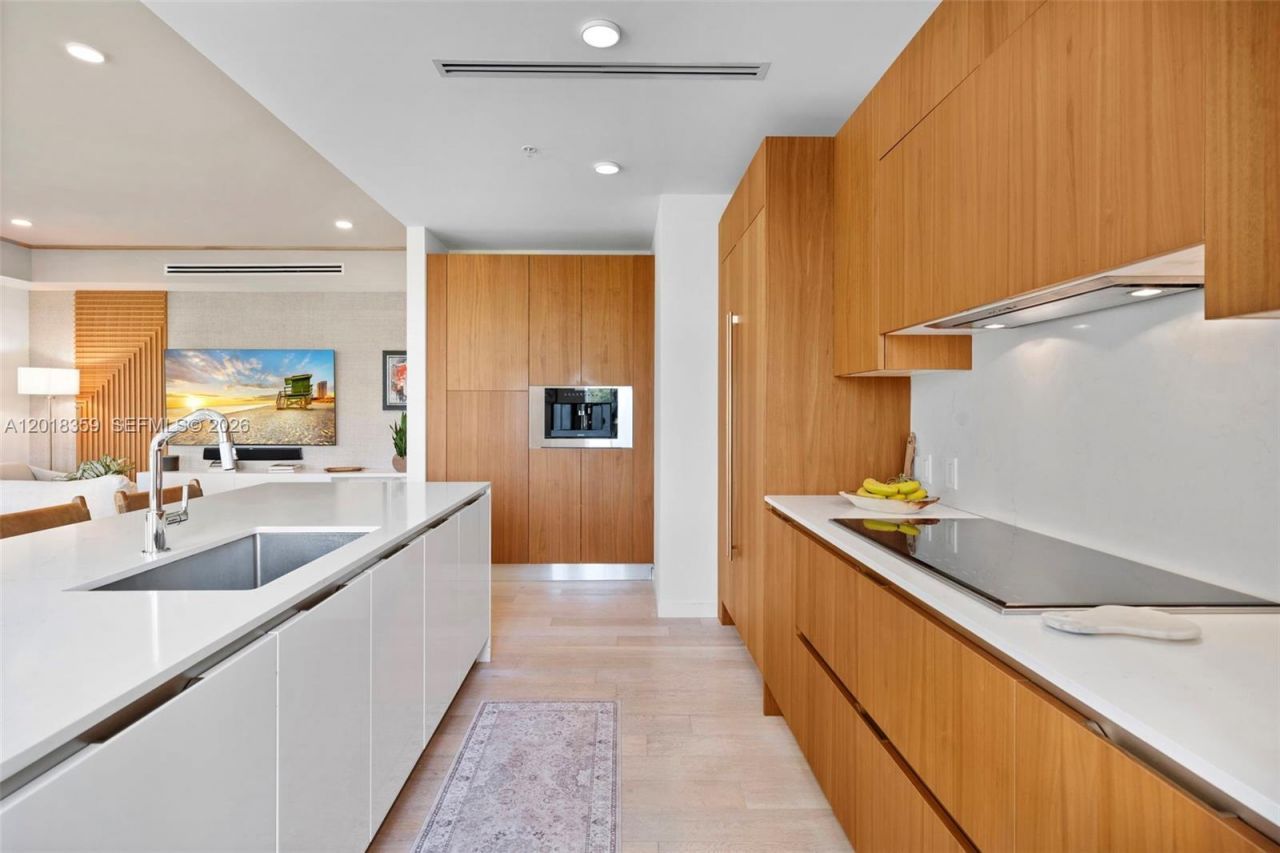 1228 Anastasia Ave, Unit 304, Coral Gables, FL 33134 Photo