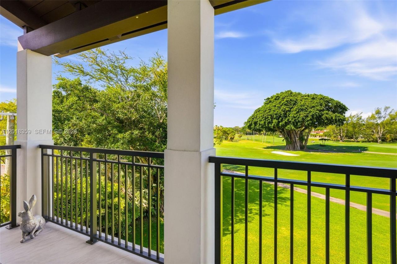 1228 Anastasia Ave, Unit 304, Coral Gables, FL 33134 Photo