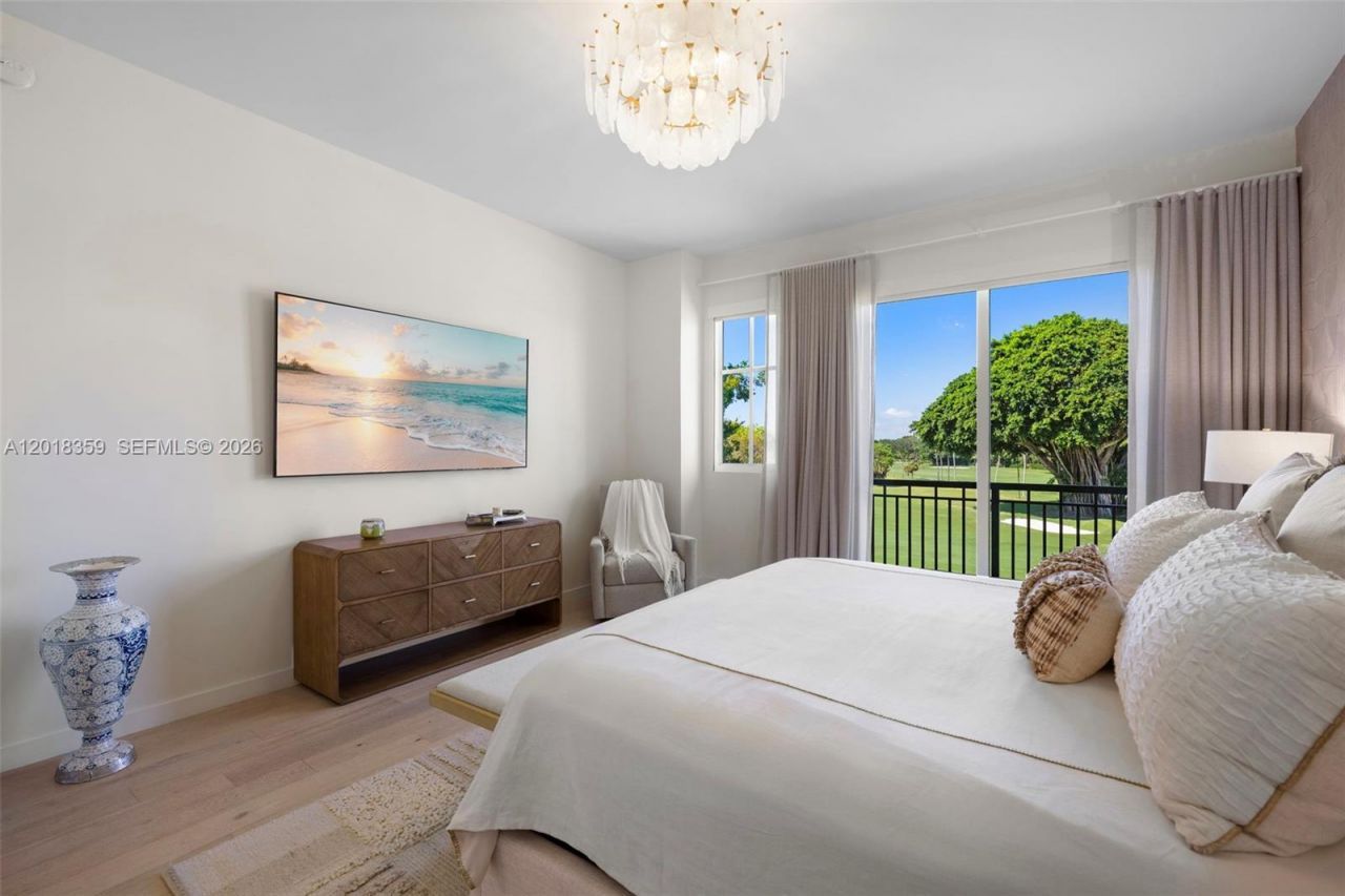 1228 Anastasia Ave, Unit 304, Coral Gables, FL 33134 Photo