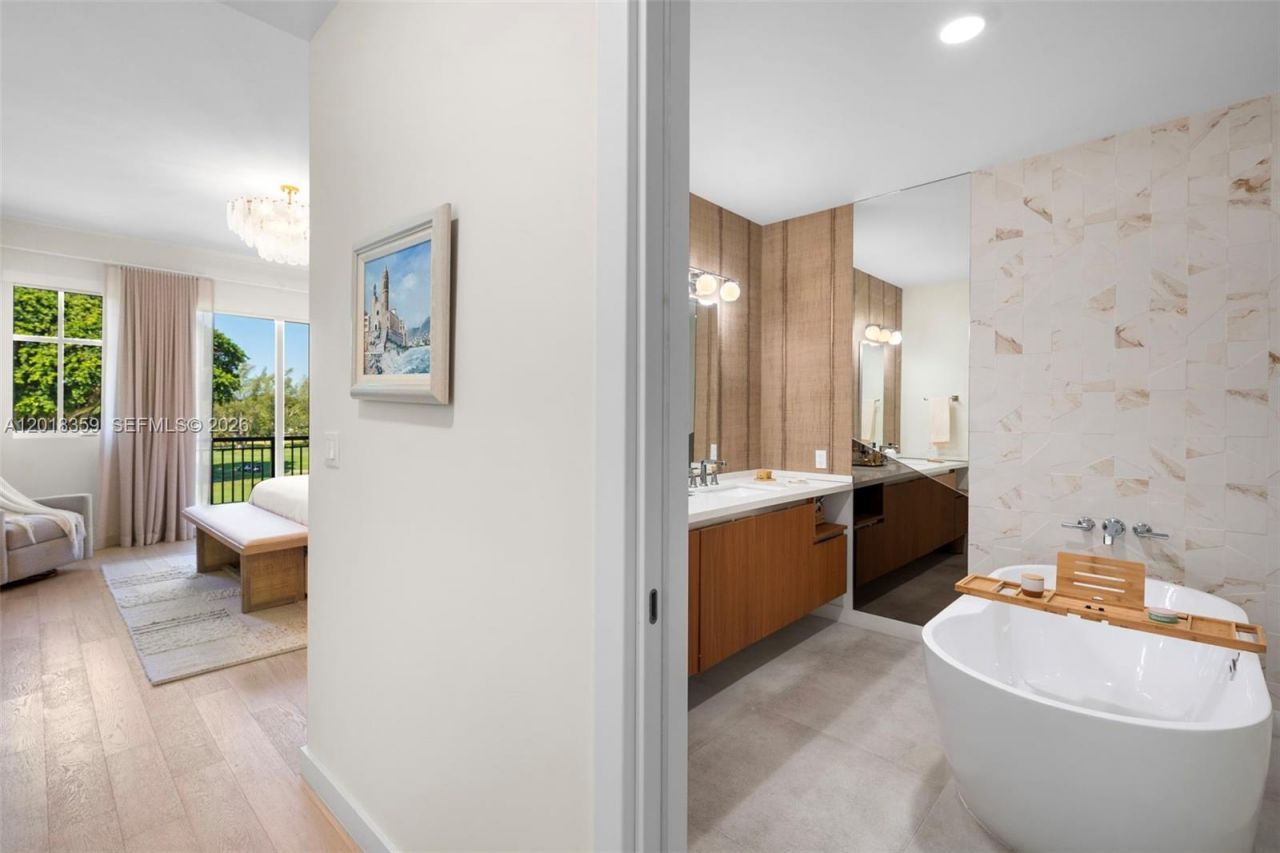 1228 Anastasia Ave, Unit 304, Coral Gables, FL 33134 Photo