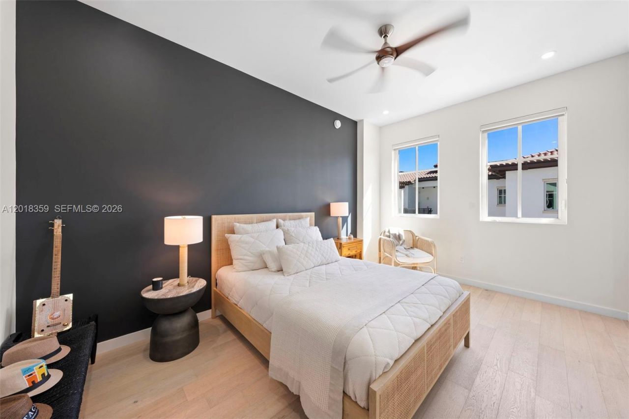 1228 Anastasia Ave, Unit 304, Coral Gables, FL 33134 Photo