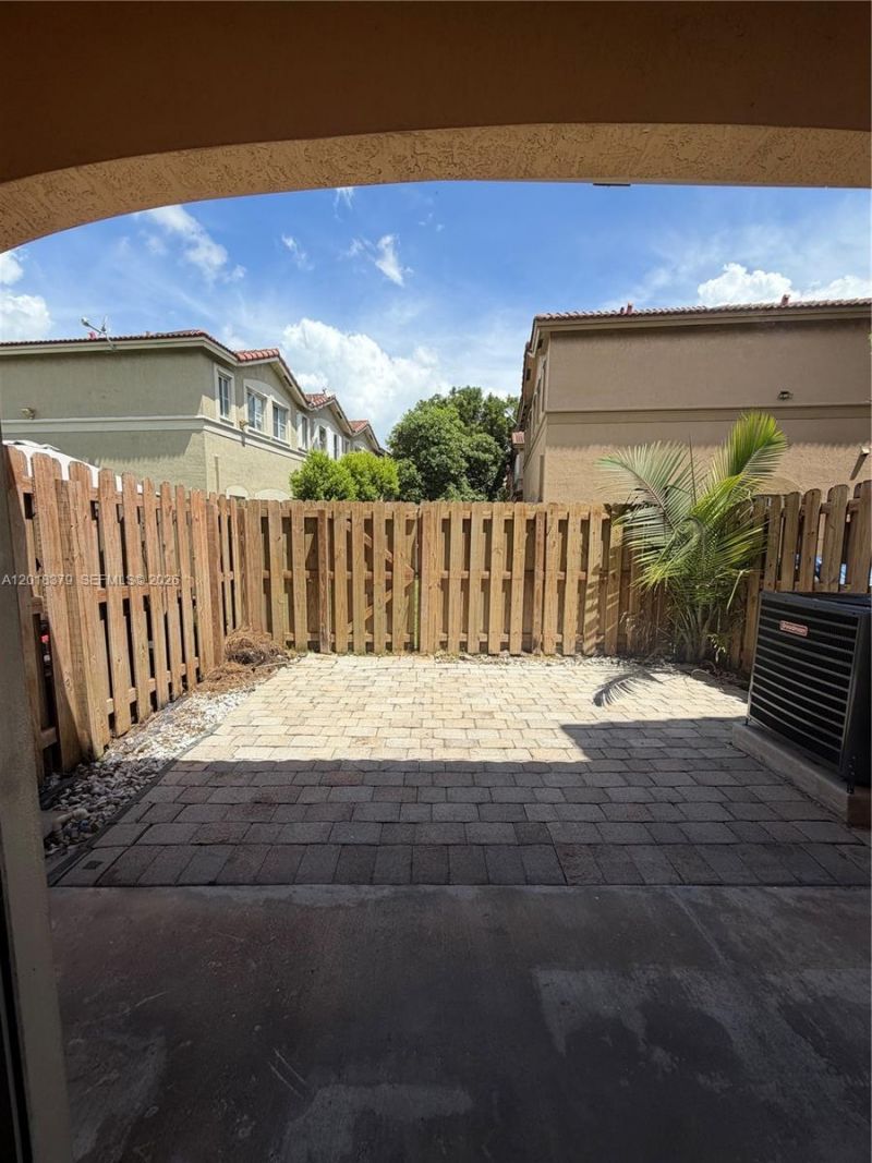 10777 NW 84th Ln, Unit 5-42, Doral, FL 33178 Photo