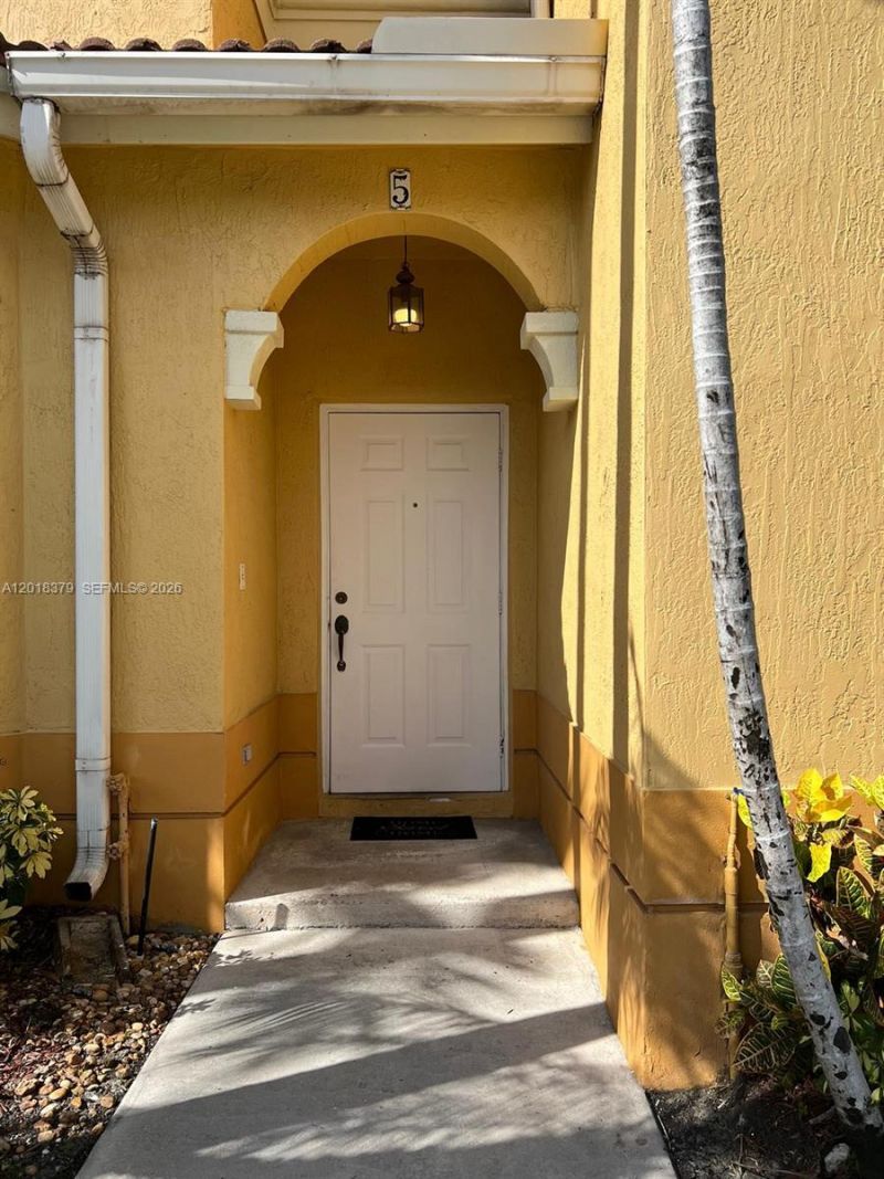 10777 NW 84th Ln, Unit 5-42, Doral, FL 33178 Photo