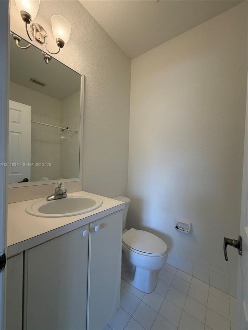 10777 NW 84th Ln, Unit 5-42, Doral, FL 33178 Photo
