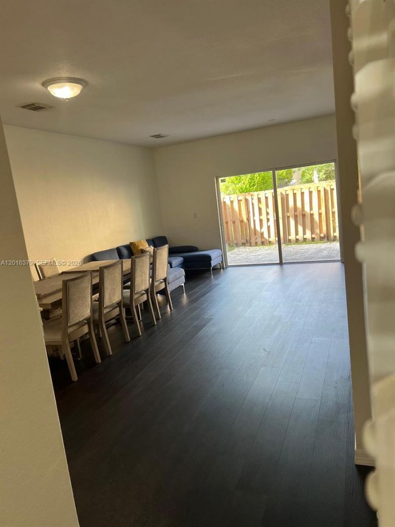 10777 NW 84th Ln , Unit 5-42, Doral, FL 33178 Photo