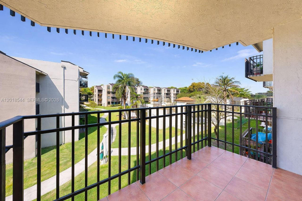 3581 SW 117th Ave , Unit 5-308, Miami, FL 33175 Photo