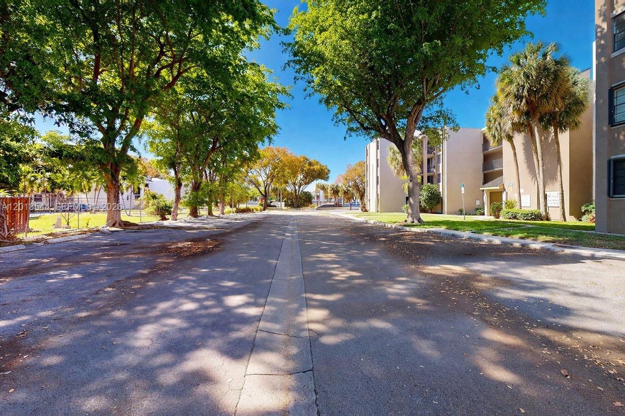 3581 SW 117th Ave , Unit 5-308, Miami, FL 33175 Photo