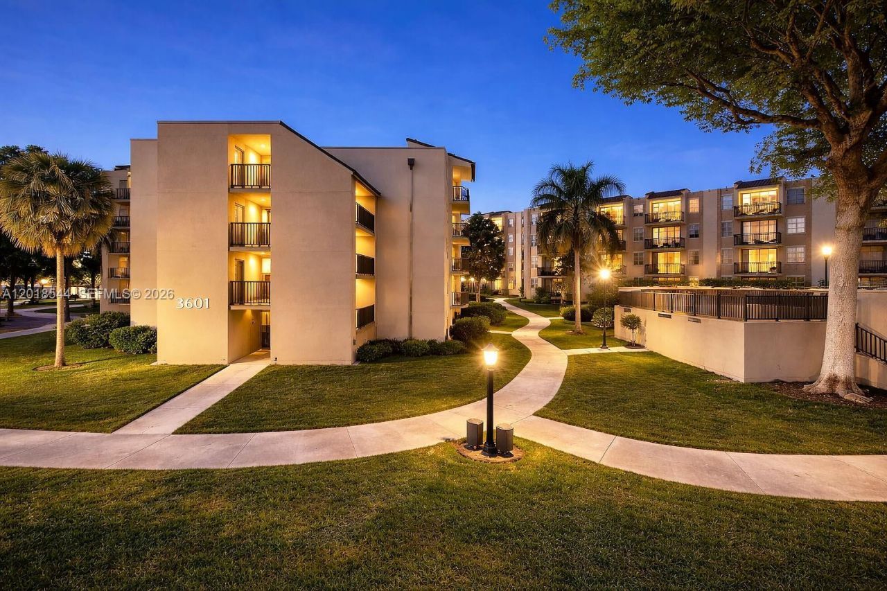 3581 SW 117th Ave , Unit 5-308, Miami, FL 33175 Photo