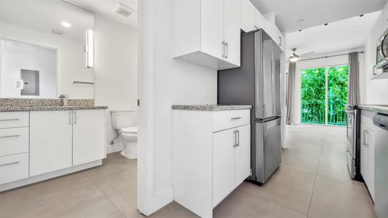 1536 NW 15th Ave, Unit 203, Miami, FL 33125 Photo