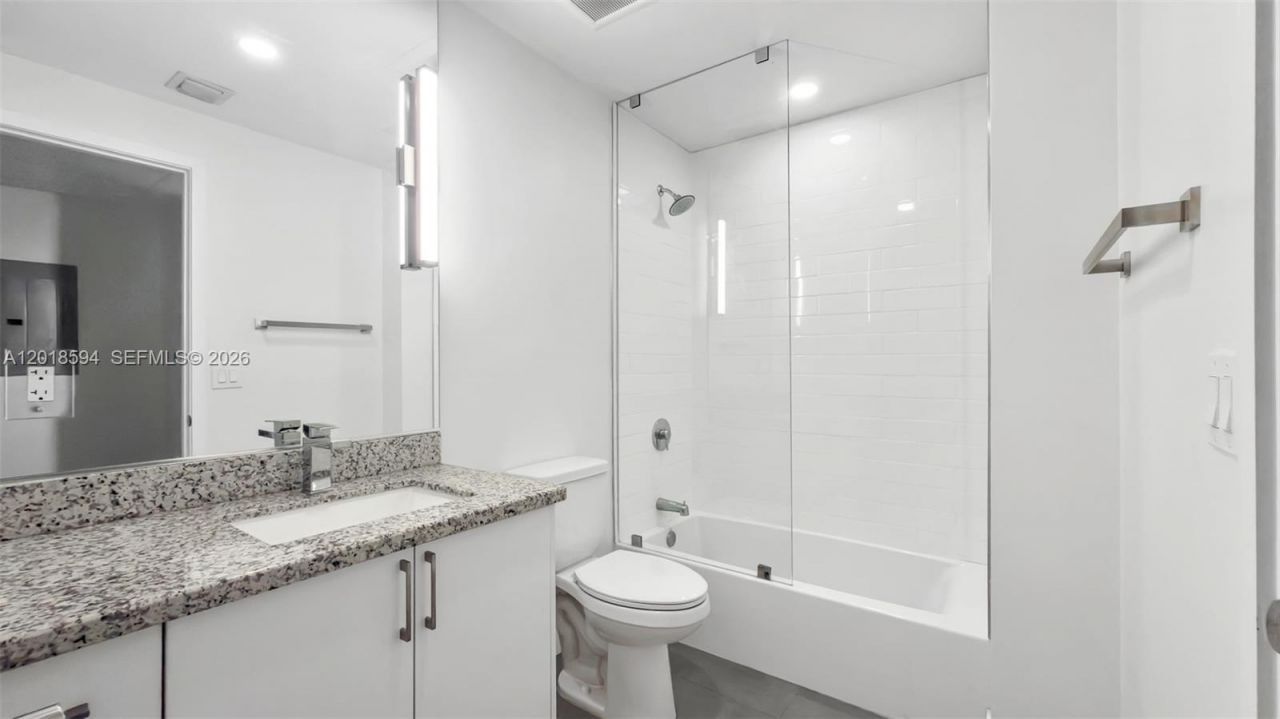 1536 NW 15th Ave, Unit 203, Miami, FL 33125 Photo
