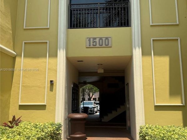 1528 Weston Rd, Weston, FL 33326