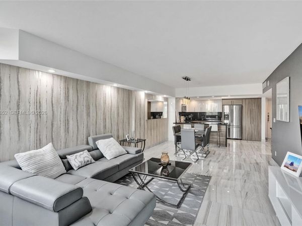 19370 Collins Ave , Unit 426, Sunny Isles Beach, FL 33160
