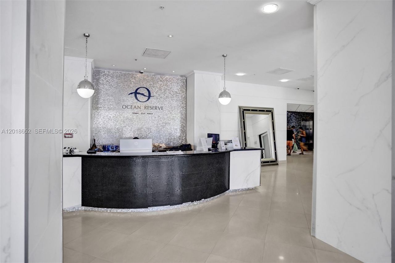 19370 Collins Ave , Unit 426, Sunny Isles Beach, FL 33160 Photo