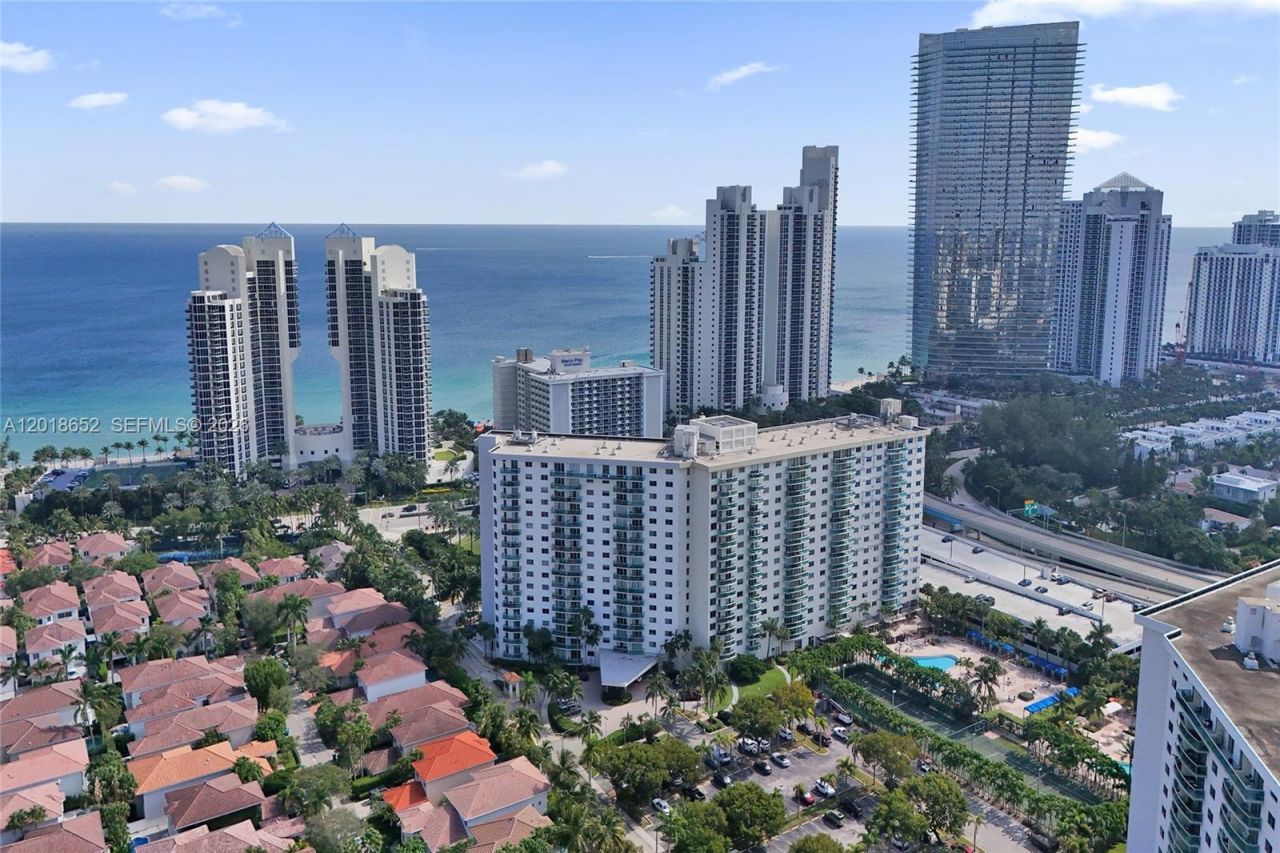 19370 Collins Ave , Unit 426, Sunny Isles Beach, FL 33160 Photo