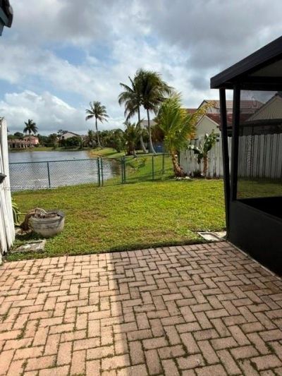 18950 NW 22nd St , Pembroke Pines, FL 33029 Photo