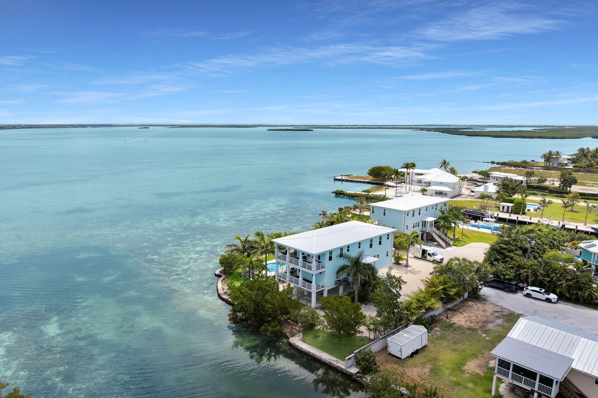 17387 Dolphin Street E, Sugarloaf Key, FL 33042 Photo