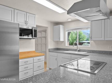 1529 Valley View Drive, Carson City, NV 89701 Photo