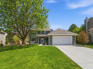 8655 Shepherd Way, Eden Prairie, MN 55347