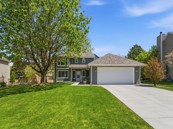 8655 Shepherd Way, Eden Prairie, MN 55347