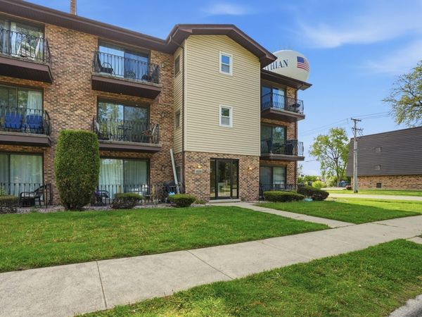 14457 Lamon Avenue, Unit 2S, Midlothian, IL 60445