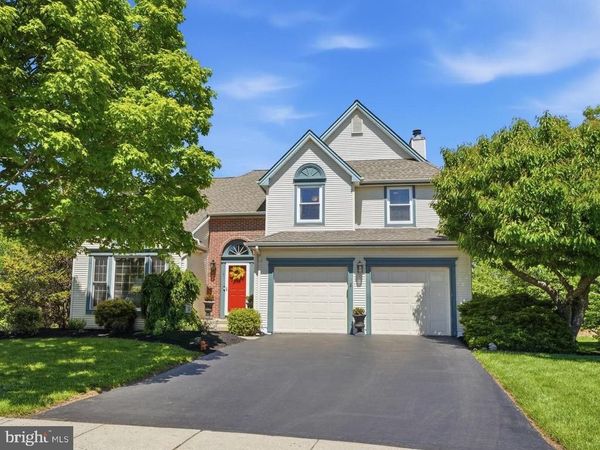 17 HILL HAVEN COURT, NEWTOWN, PA 18940