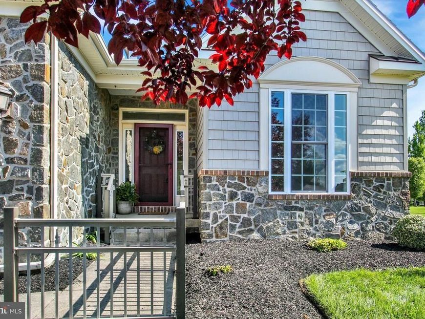 24 St Michaels Way, Hanover, PA 17331 Main Photo