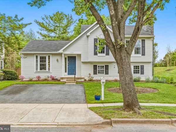 1420 HUNTING HORN LANE, FREDERICK, MD 21703