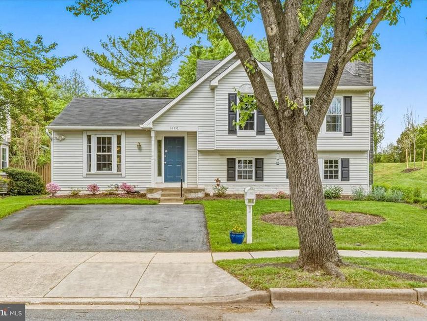 1420 Hunting Horn Lane, Frederick, MD 21703 Main Photo