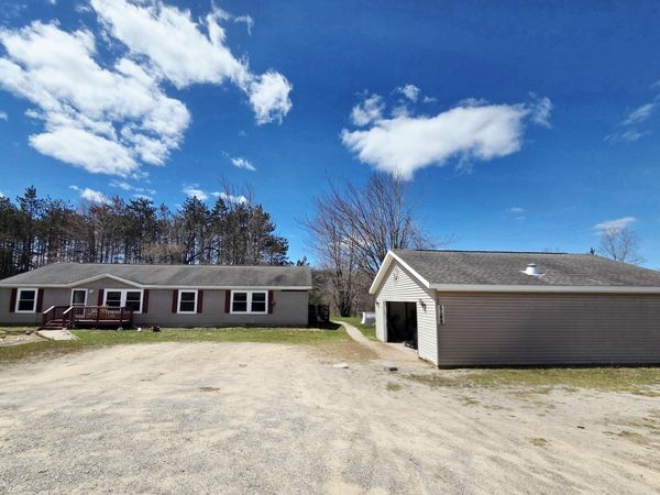 5144 Aaron, Frederic, MI 49733
