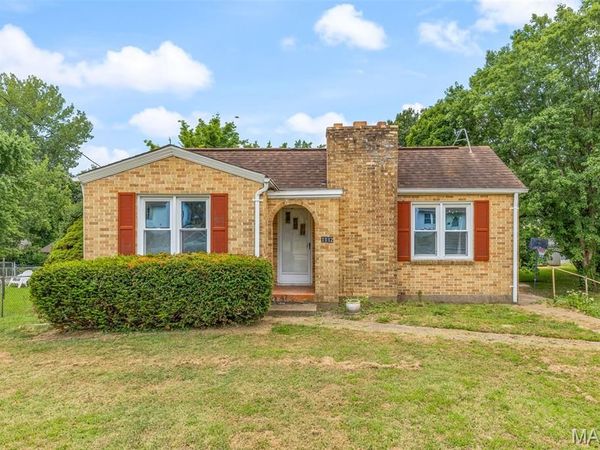 1112 N 3rd Street , Festus, MO 63028