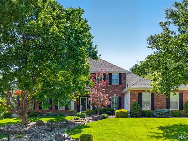5568 Hennsley Circle , Weldon Spring, MO 63304