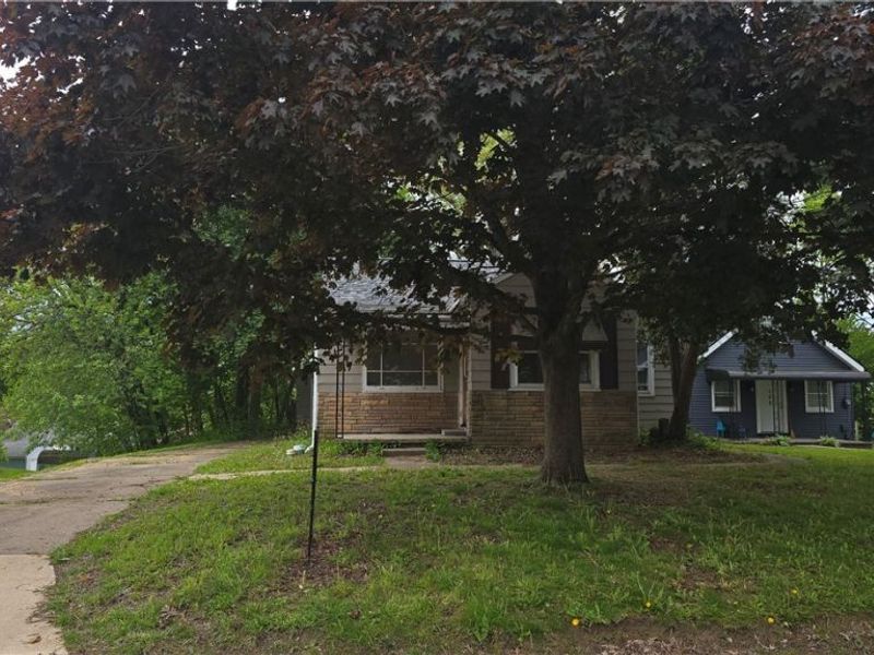 146 Hermann Street, Barberton, OH 44203 Photo 3