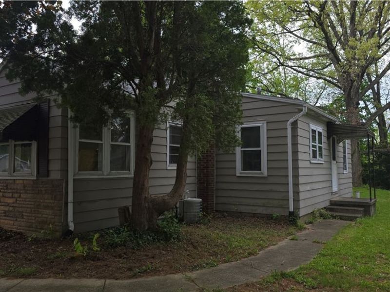 146 Hermann Street, Barberton, OH 44203 Photo 4
