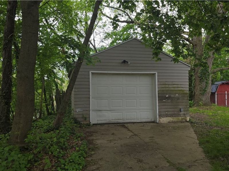 146 Hermann Street, Barberton, OH 44203 Photo 6