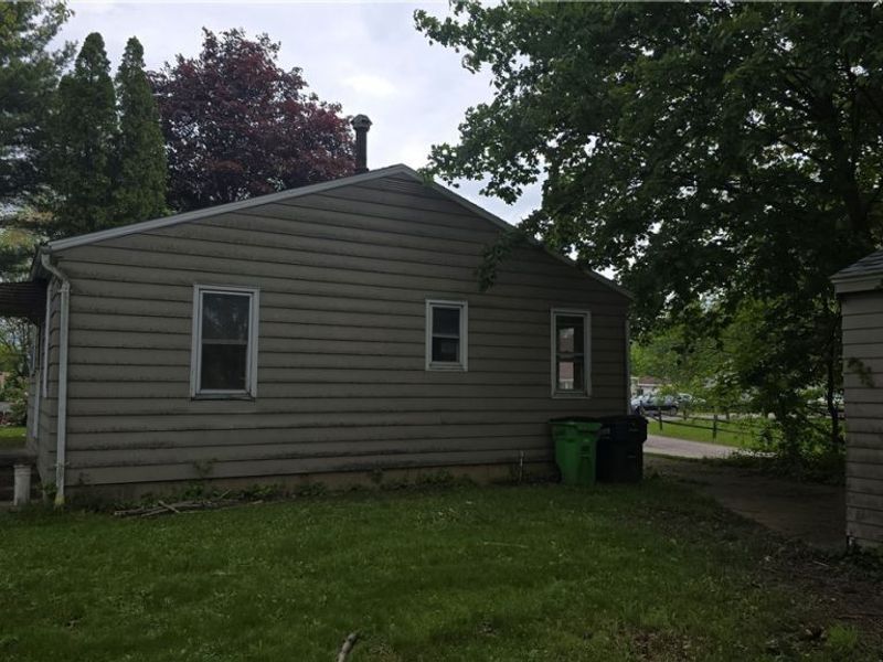146 Hermann Street, Barberton, OH 44203 Photo 8
