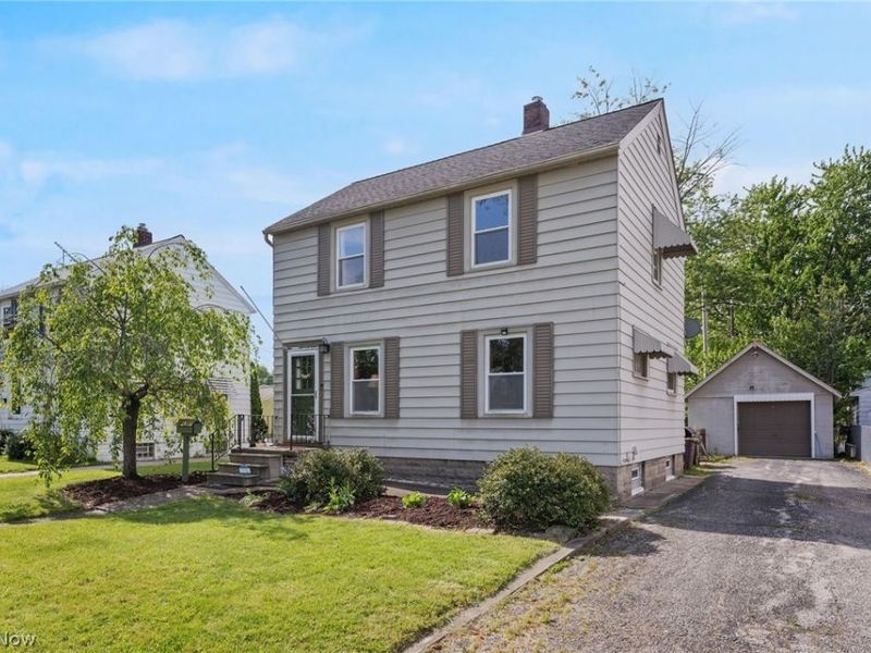 123 Lafayette Street, Elyria, OH 44035 Photo 3