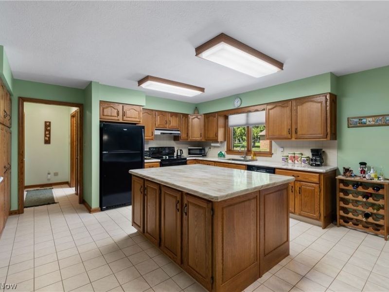 2615 Canaan Drive, Uniontown, OH 44685 Photo 14