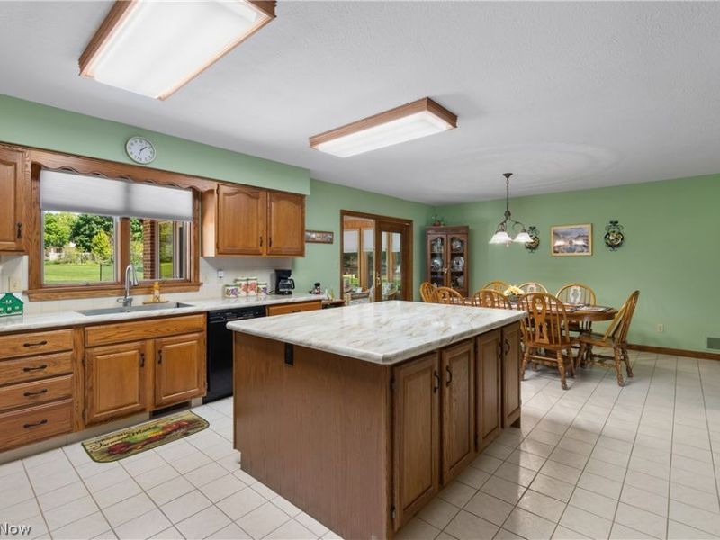 2615 Canaan Drive, Uniontown, OH 44685 Photo 16