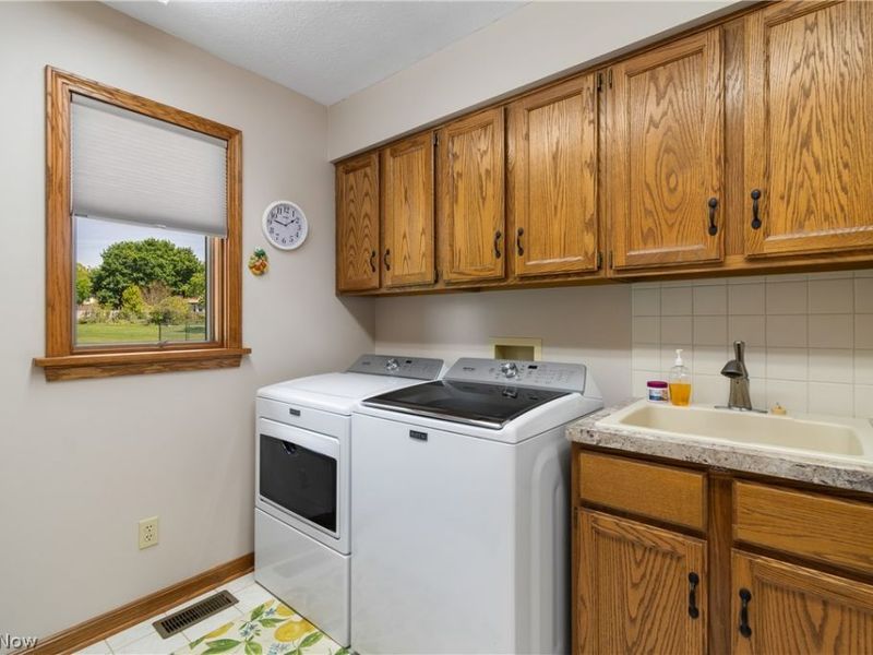 2615 Canaan Drive, Uniontown, OH 44685 Photo 22