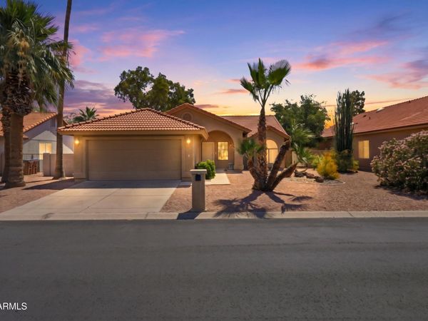 25625 S FLAME TREE Drive, Sun Lakes, AZ 85248