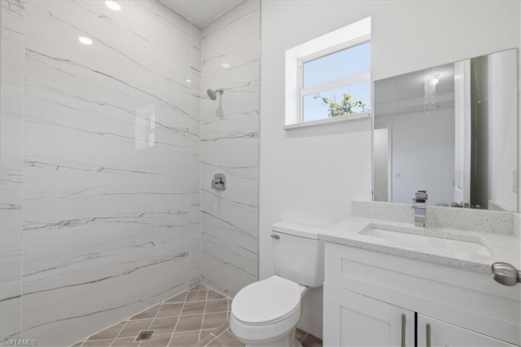 191 Rotonda Blvd W, Unit 3, Rotonda West, FL 33131 Photo