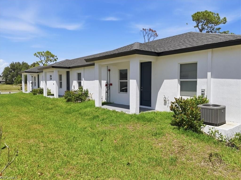 191 Rotonda Blvd W, Unit 3, Rotonda West, FL 33131 Photo