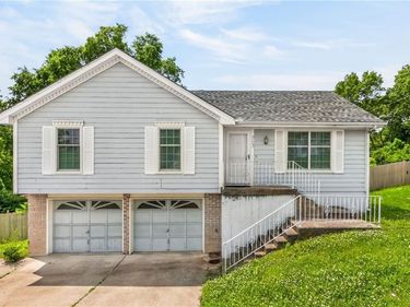 5113 NE 48th Street, Kansas City, MO 64119