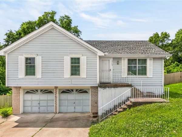 5113 NE 48th Street, Kansas City, MO 64119